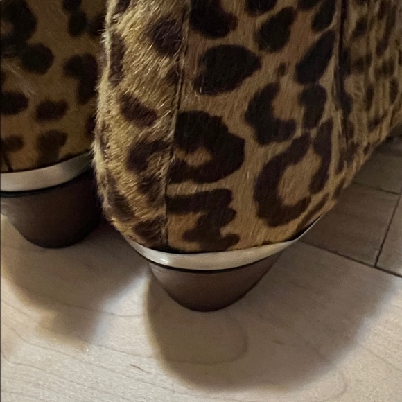 Buttero Leopard Print Ankle Booties - Picture 14 of 17